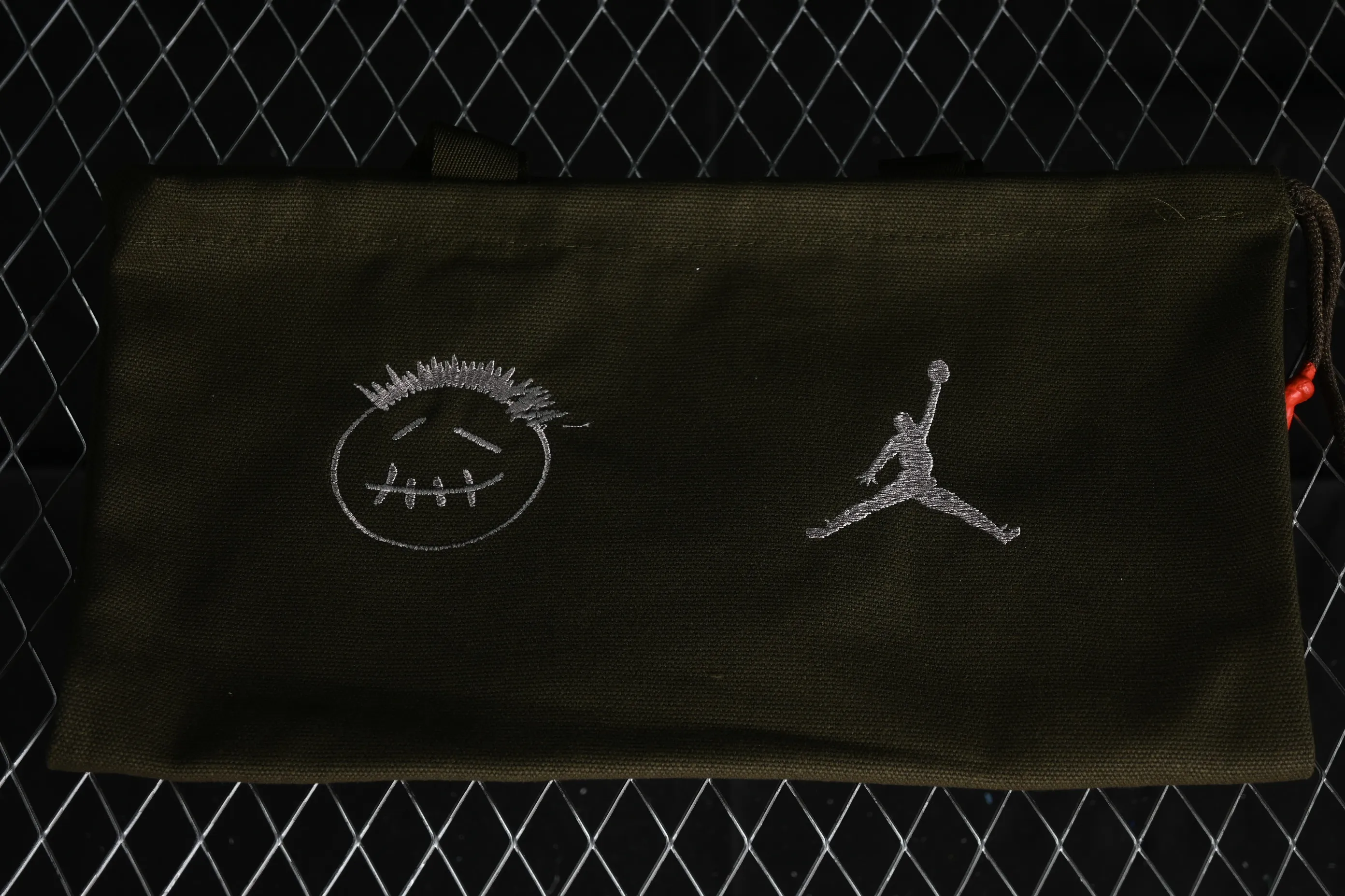 All categories Air Jordan Jordan series basketball shoes Air Jordan 1 Low F version Travis Scott x Jordan Cut The Check AJ1 Joe 1 hook and loop fashion basketball shoes FZ8117-003